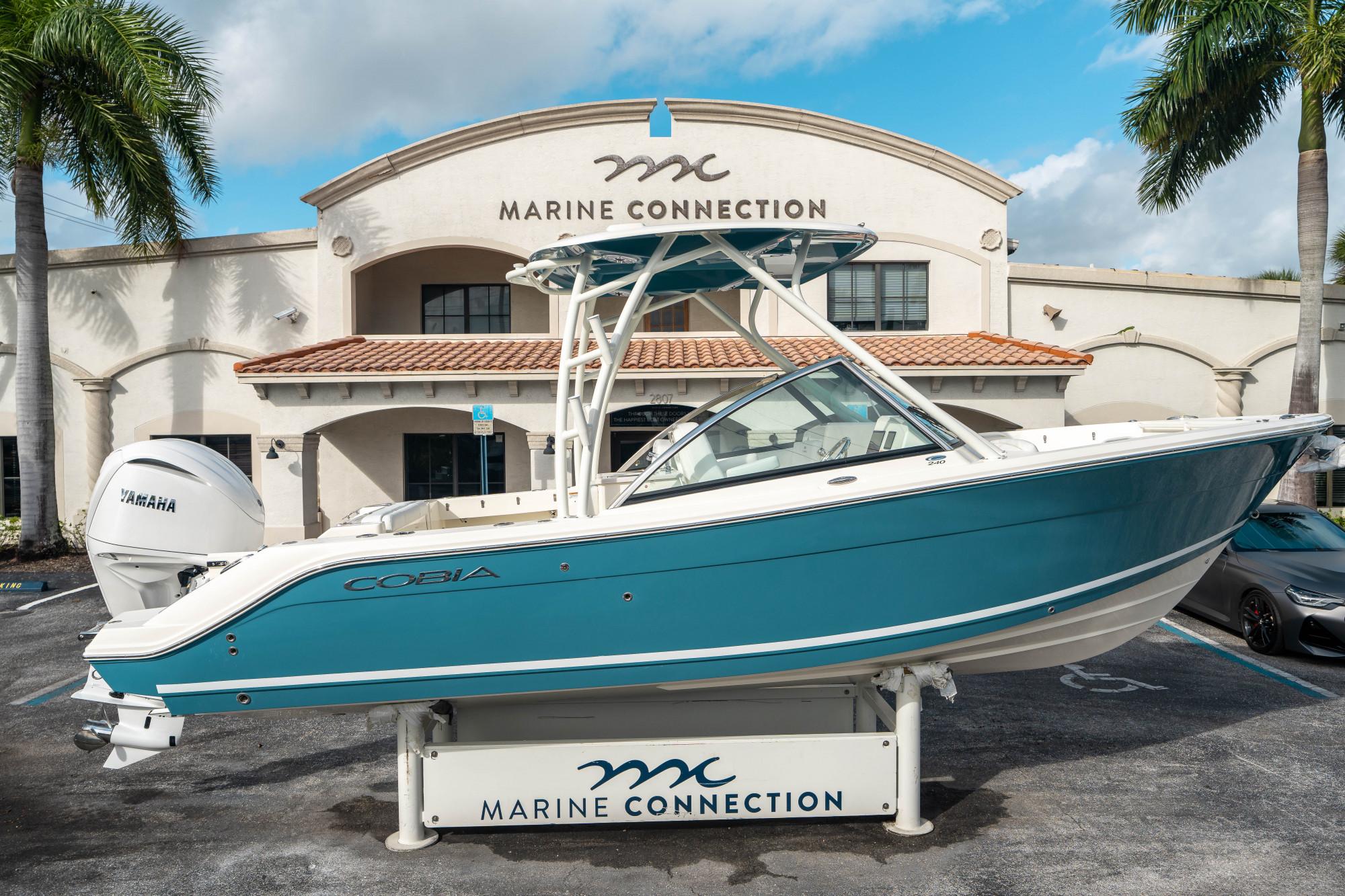 Cobia 240 DC