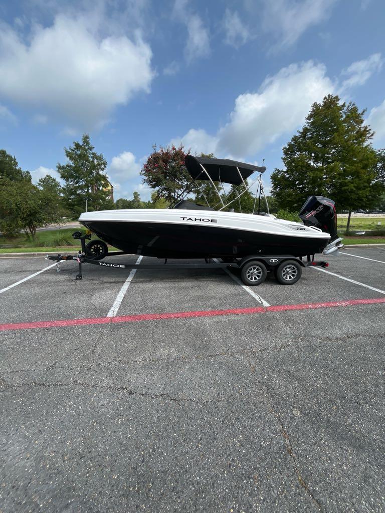 2025 Tahoe T21