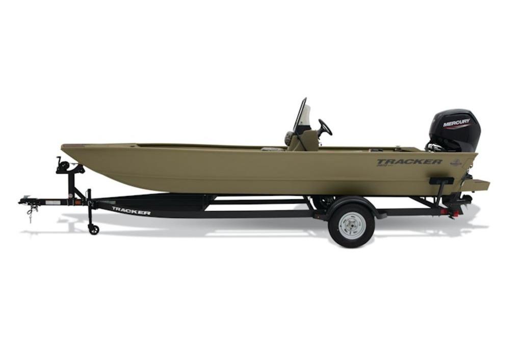 2026 Tracker Grizzly 2072 Center Console