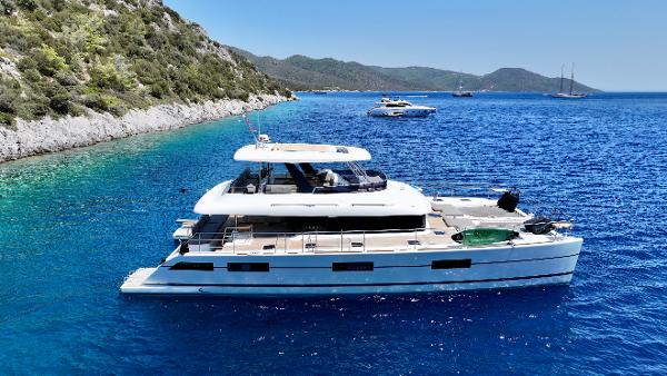2016 Lagoon 630