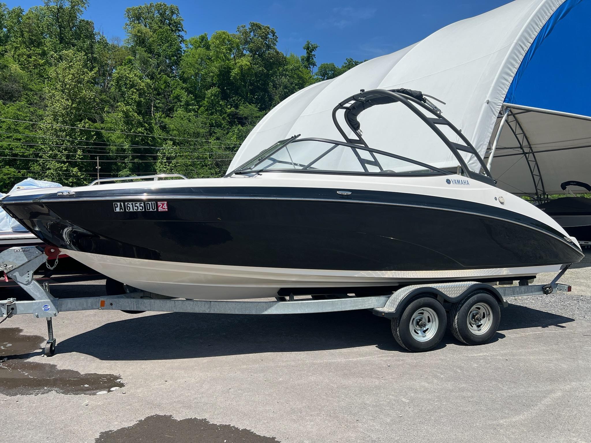 Yamaha Boats242 Limited Bateaux en vente - 2 - boats.com