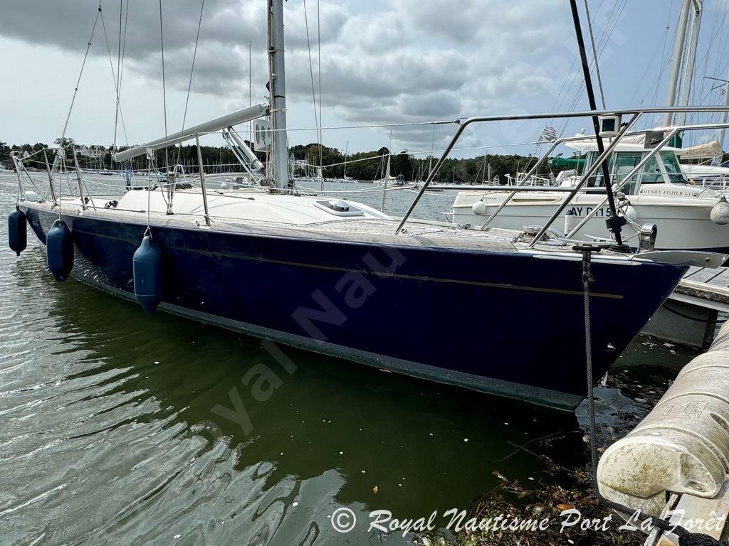 2004 Waterline DAY DREAM 300