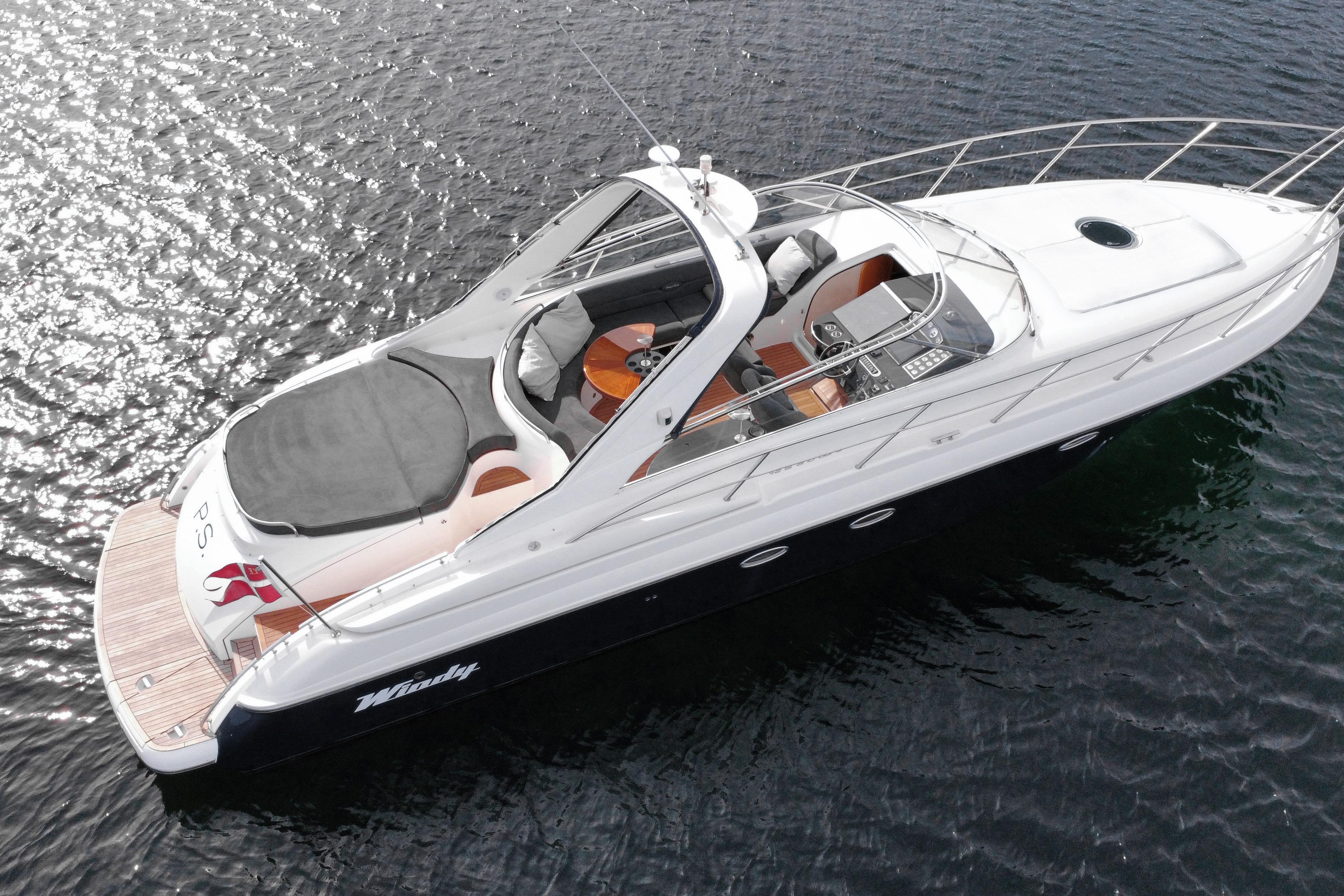 2010 Windy 42 Grand Bora