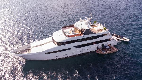 Factoria Naval de Marin 40 Luxurious 2013 Factoria Naval de Marin 40 yacht cruising on open water.