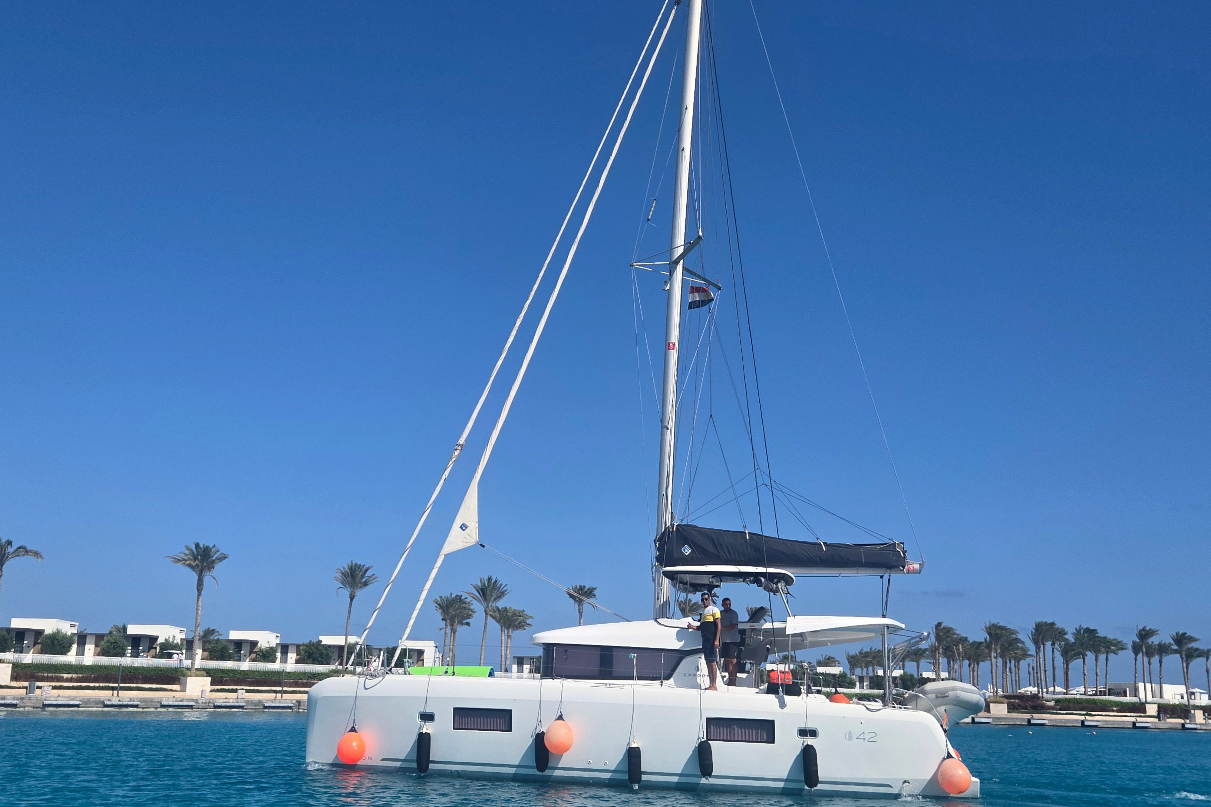 2023 Lagoon 42