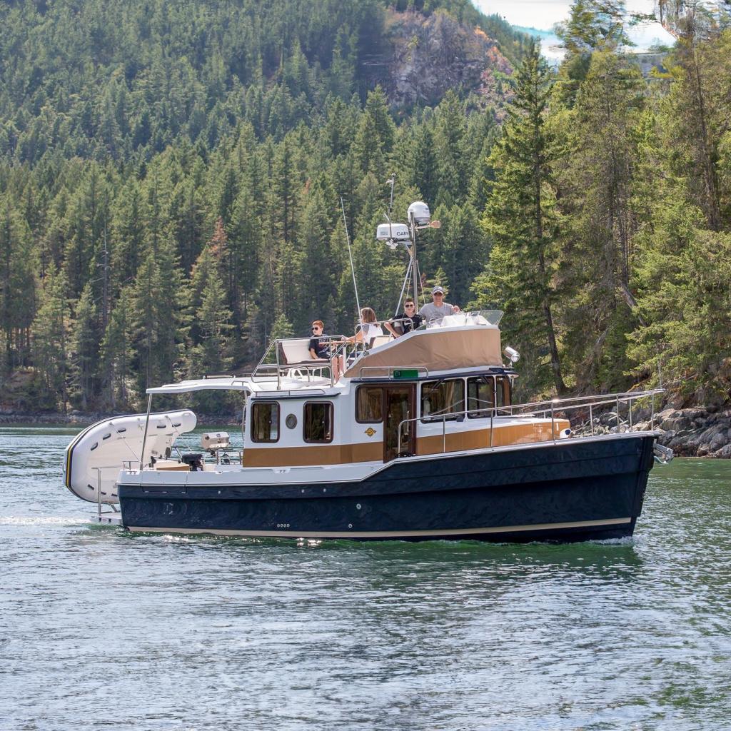 2022 Ranger Tugs R-31CB