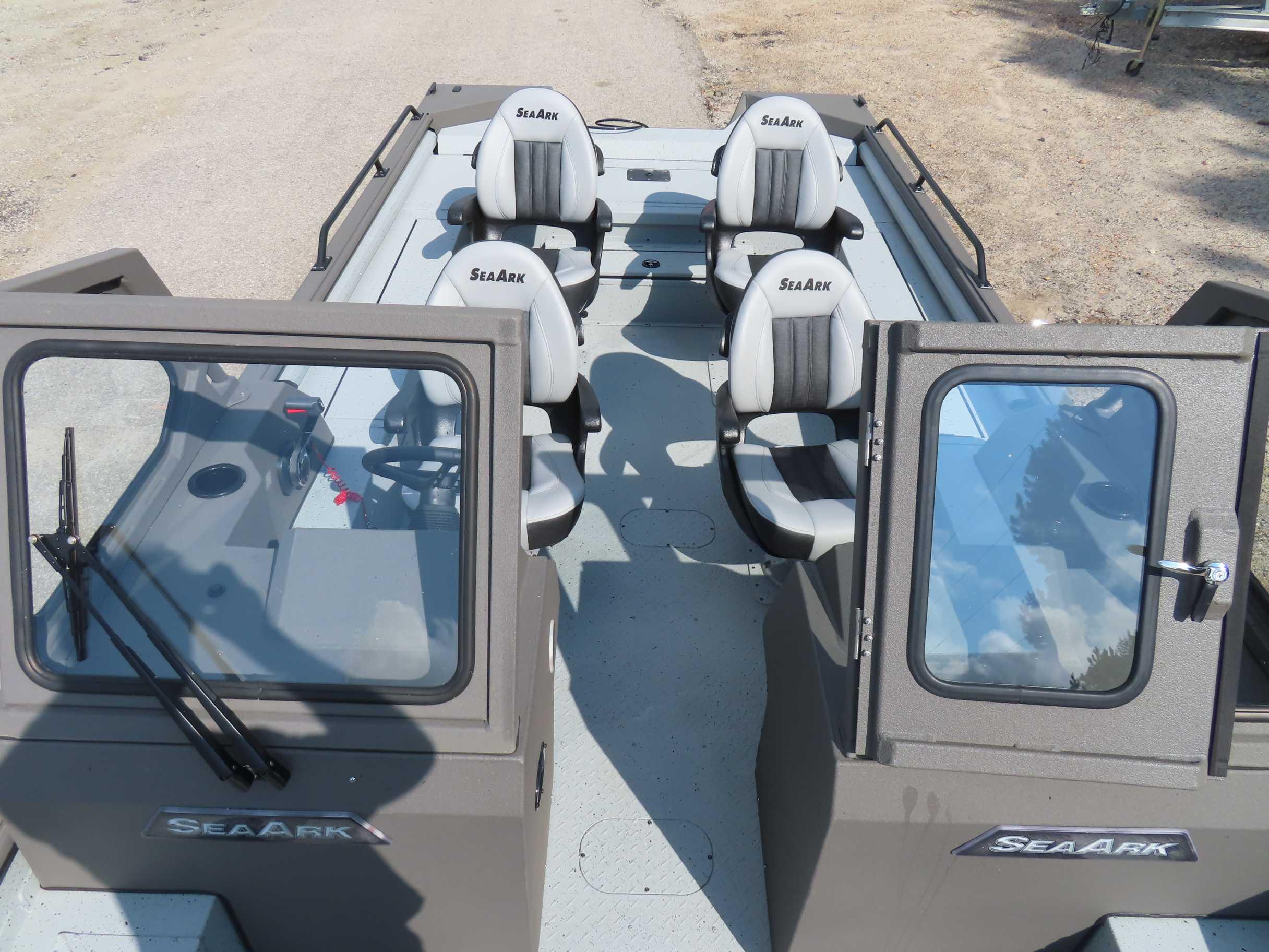 2026 SeaArk ProCat 240