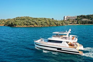 2010 Fountaine Pajot Queensland 55