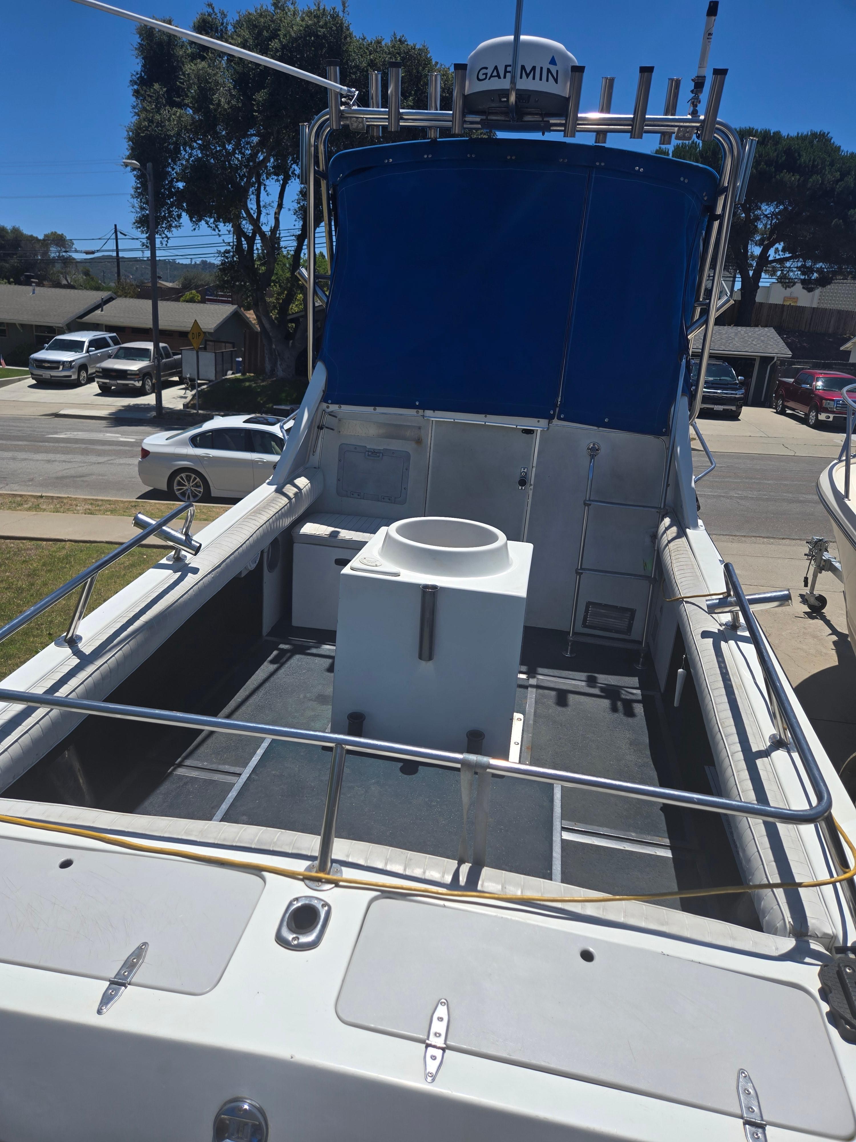 1973 Bell Boy 25 Flybridge
