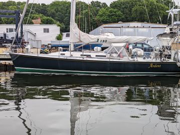 1993 J Boats J/130