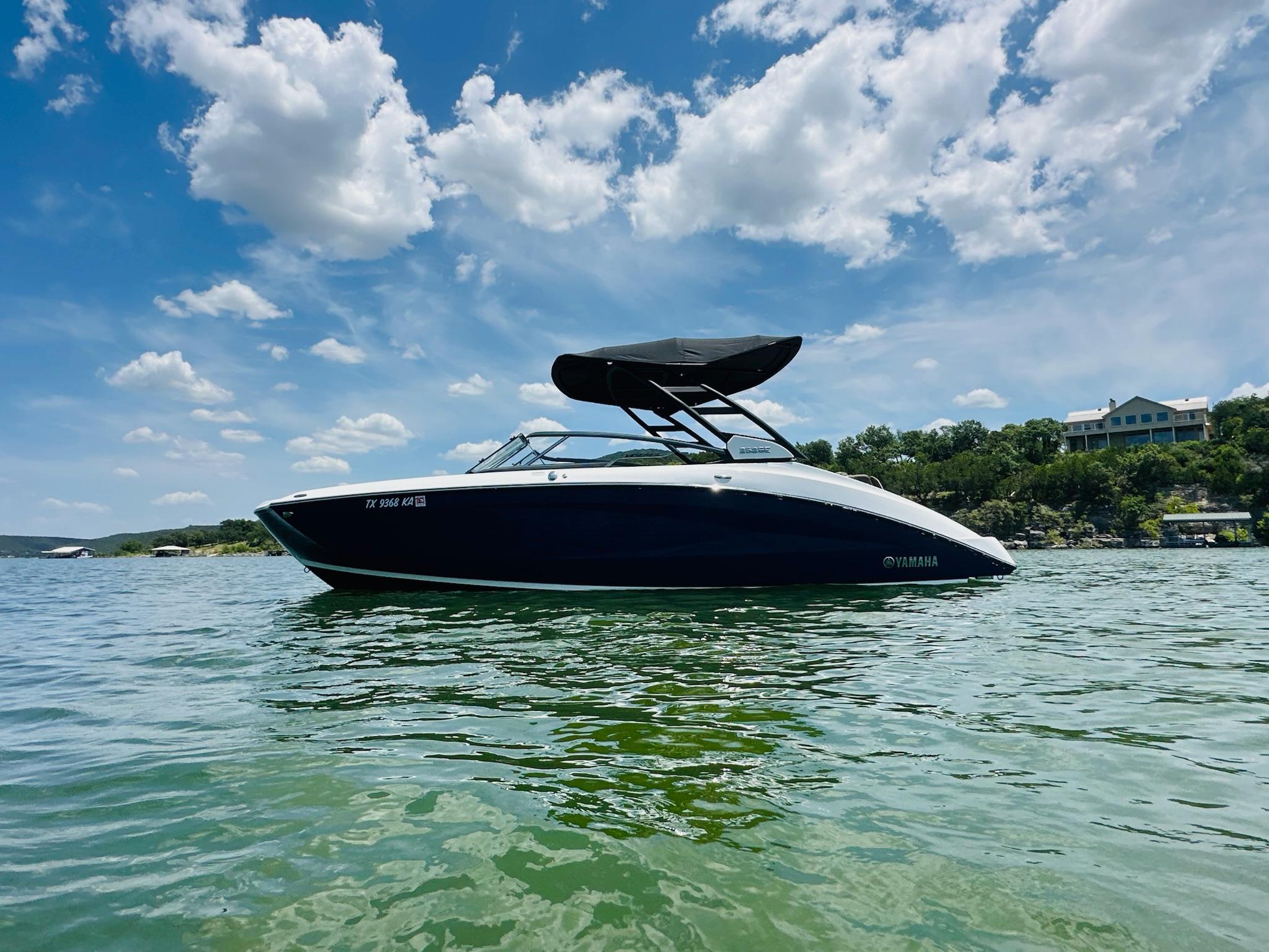 2021 Yamaha Boats 252SE