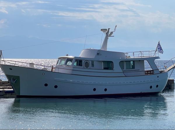 1975 Navalia Classic Cabin Cruiser 57