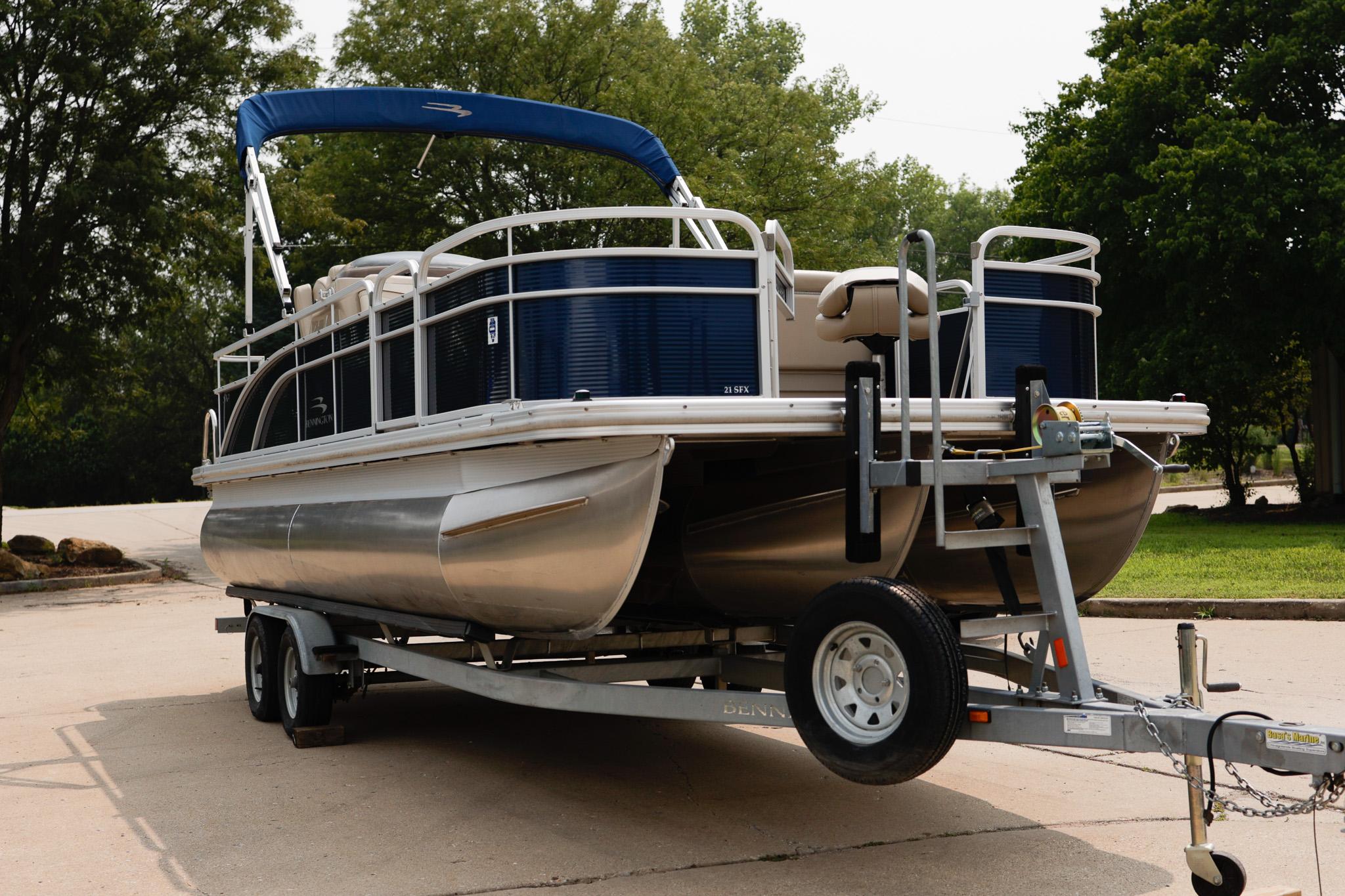 2015 Bennington sx21