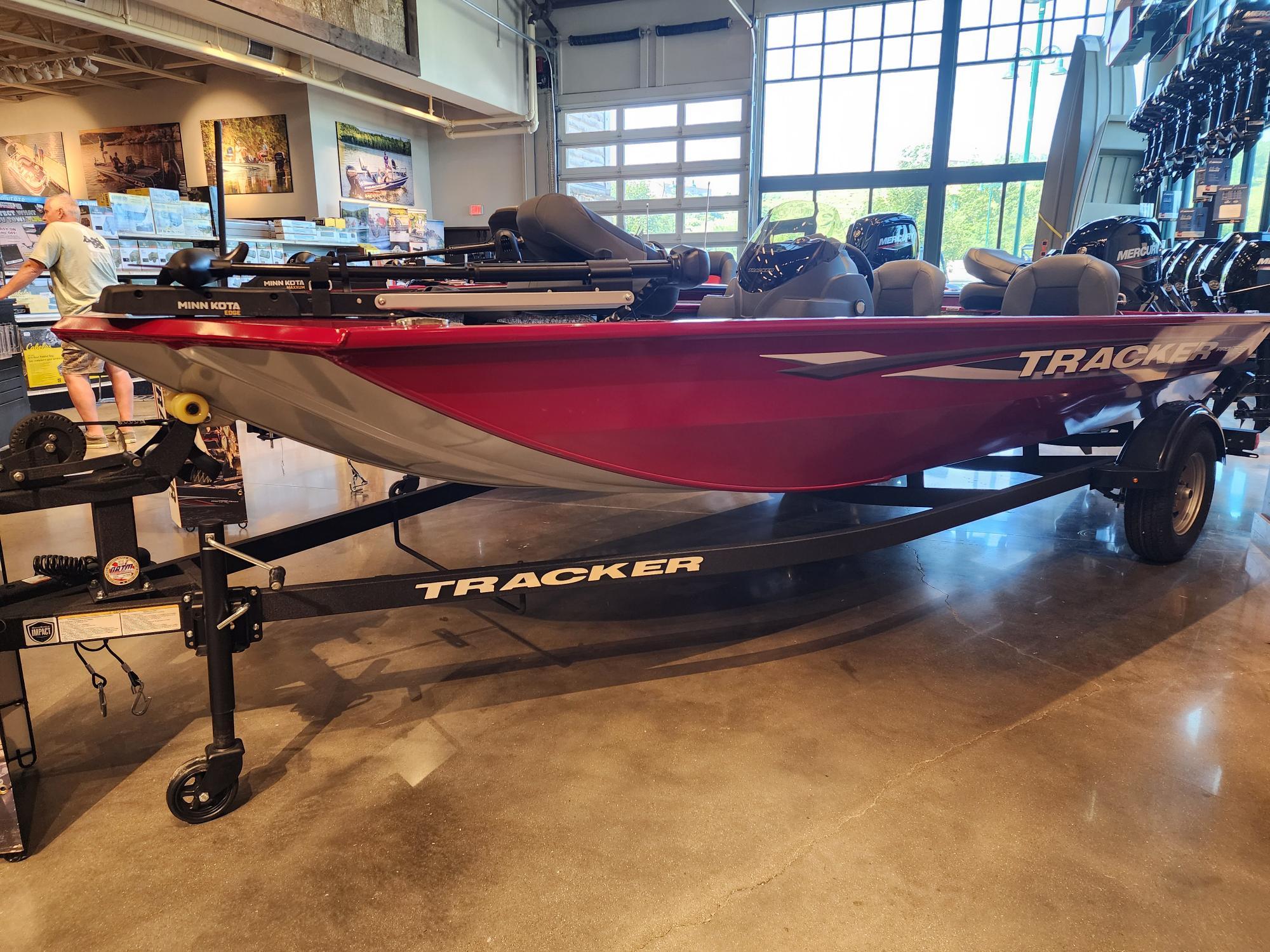 2025 Tracker Pro 170