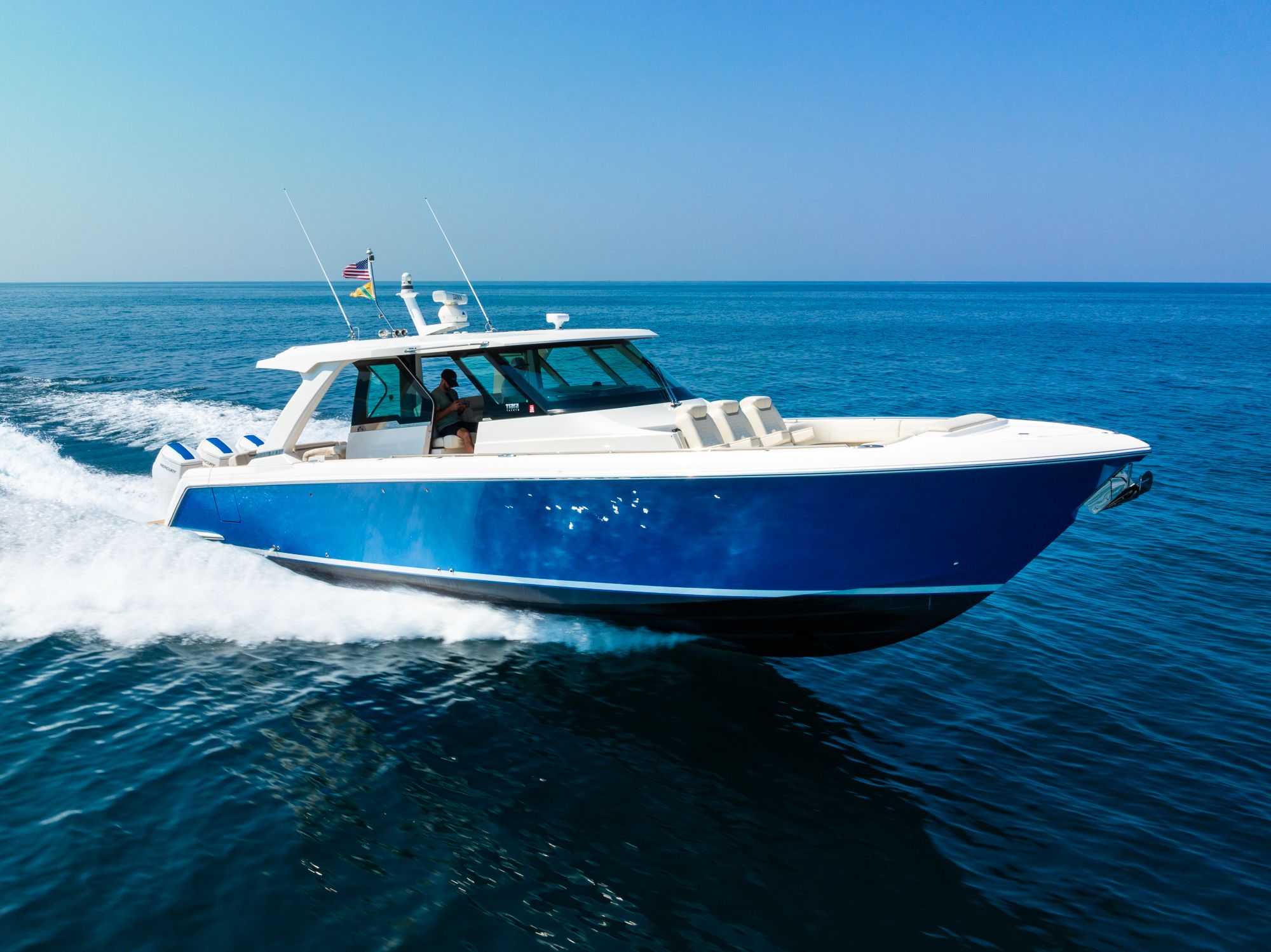 2022 Tiara Yachts 48 LS