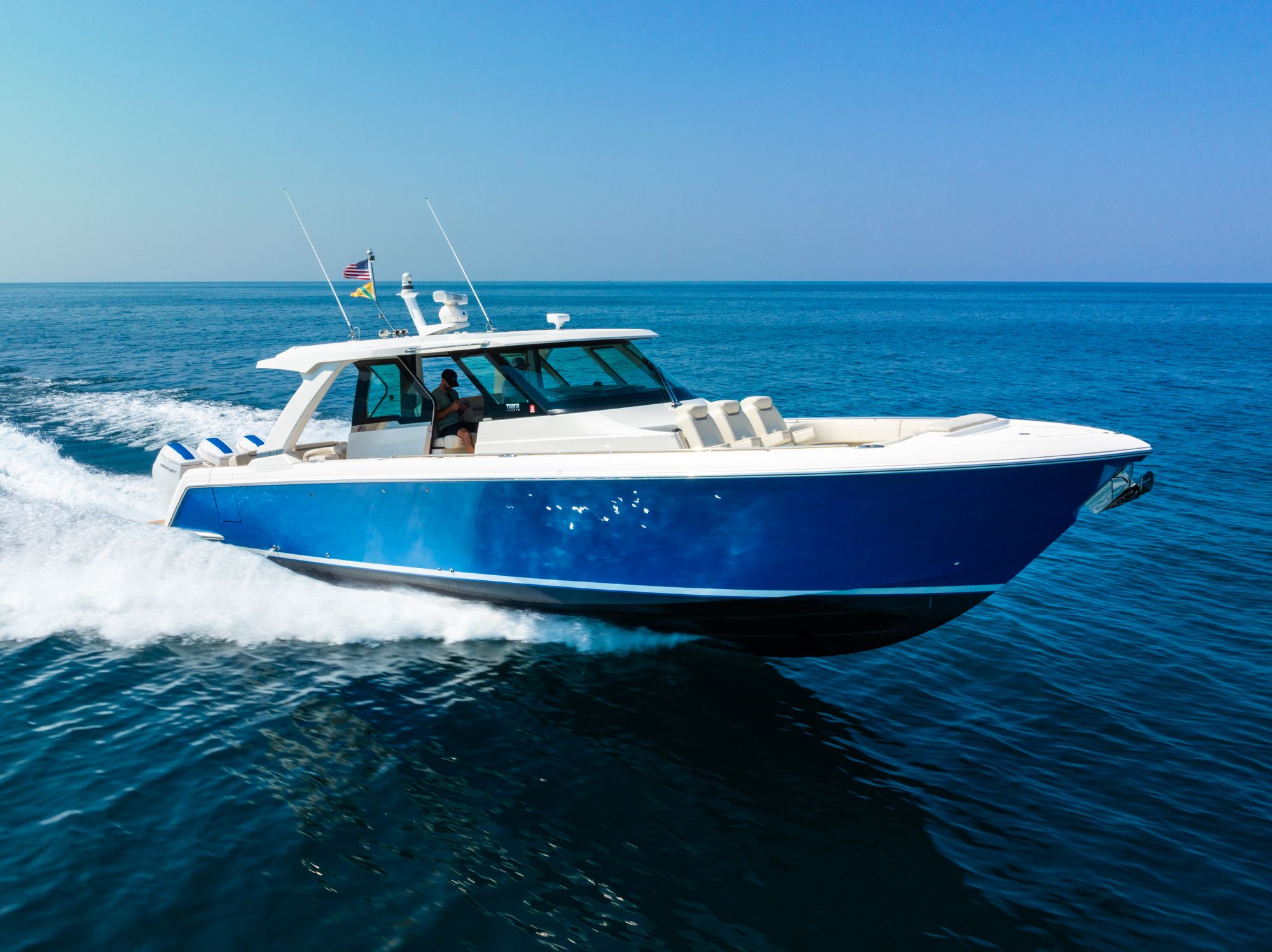 2022 Tiara Yachts 48 LS