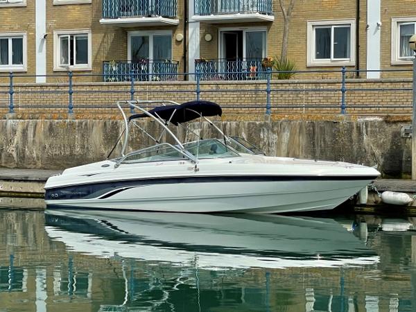 Chaparral 240 SSi