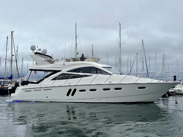 2011 Sealine T50