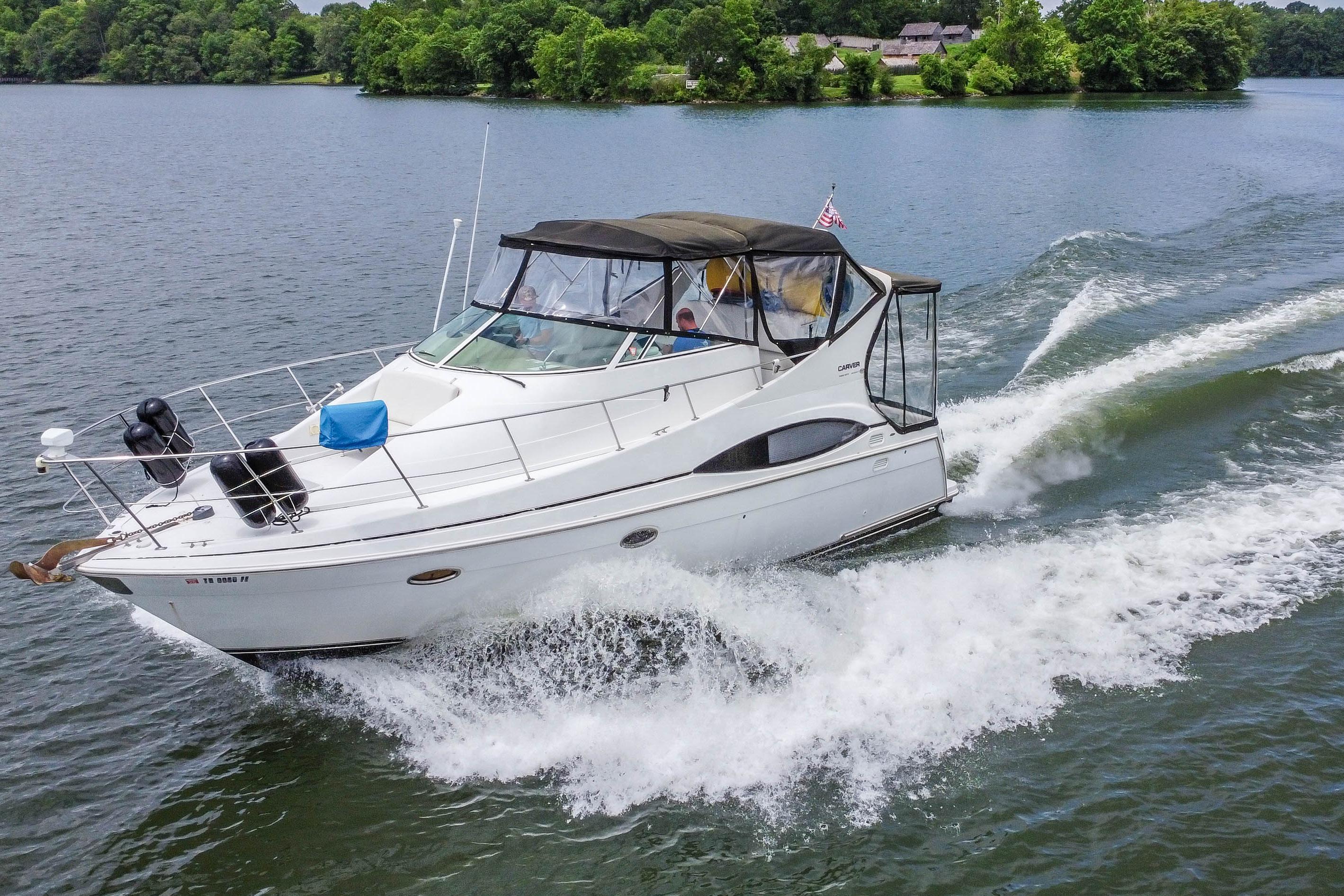 2002 Carver 350 Mariner