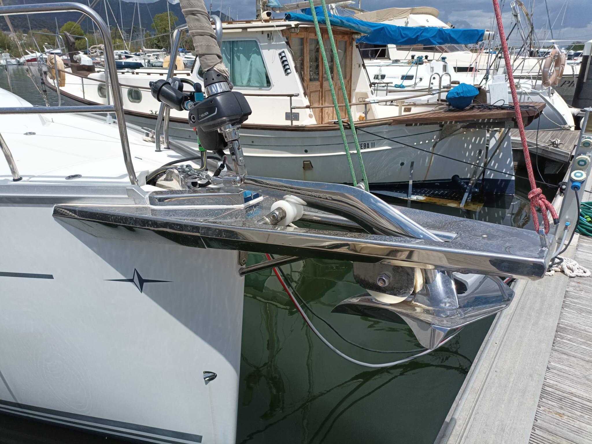 2016 Bavaria Cruiser 37