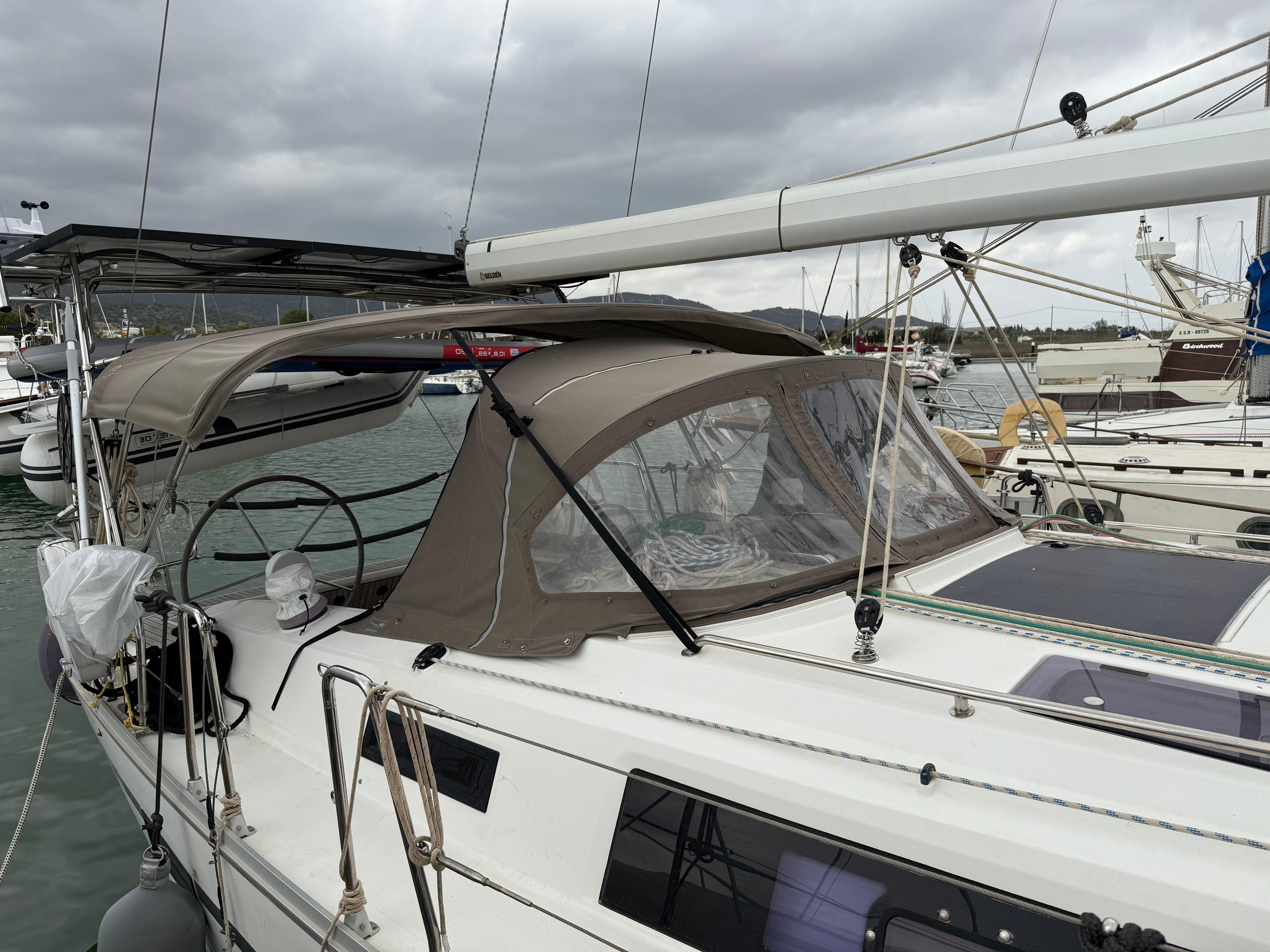 2016 Bavaria Cruiser 37