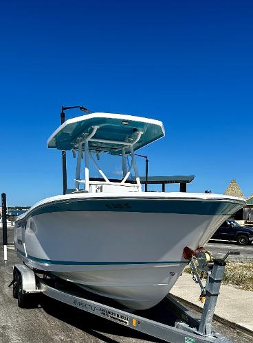 2018 Blackfin 212 CC
