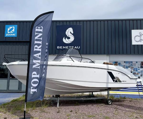 2023 Beneteau Flyer 7 SUNdeck