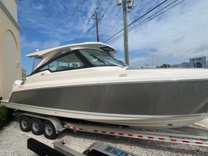 Tiara Yachts 34 LX 2024-TIARA-34-LX