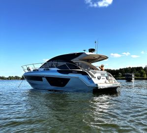 2014 Beneteau Gran Turismo 38
