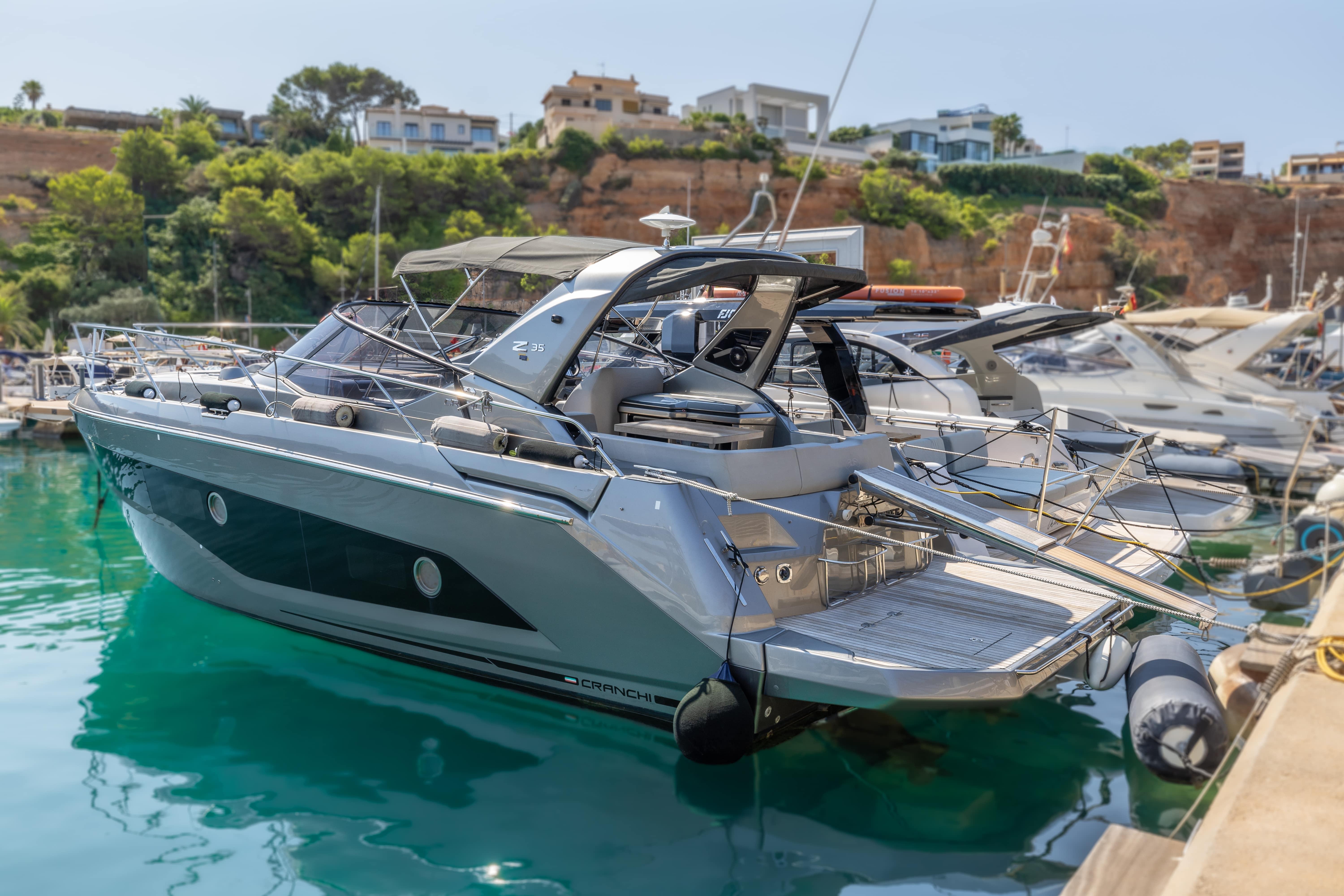 2019 Cranchi Z35