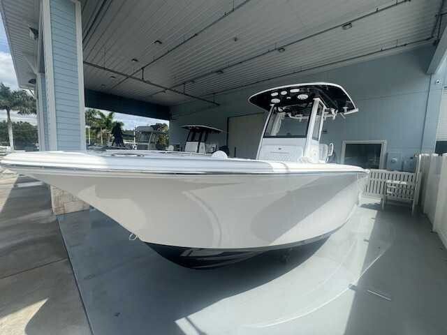 2026 Sportsman Open 232 Center Console