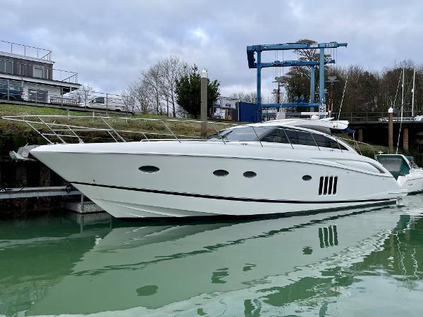 2010 Princess V62