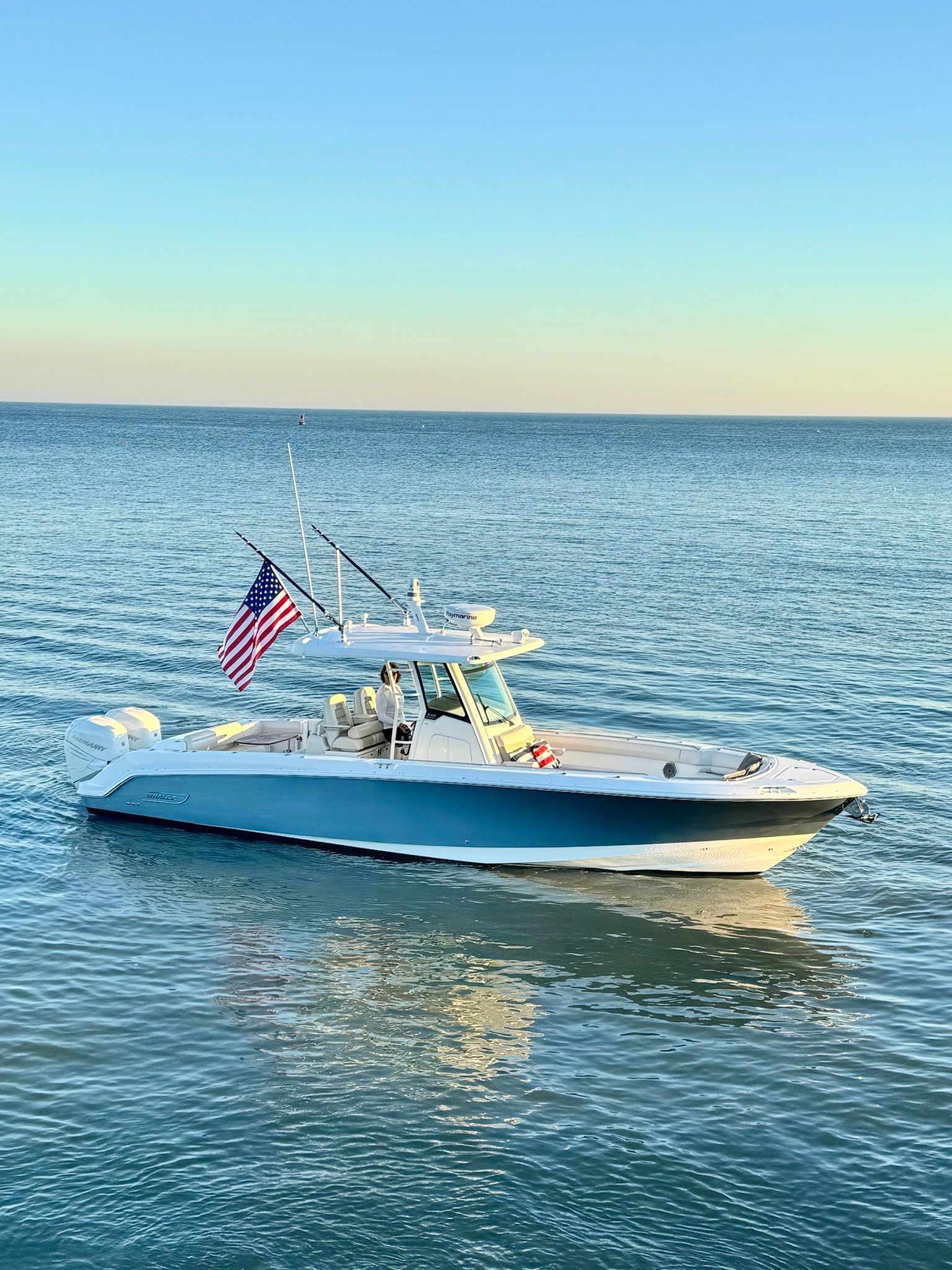 2017 Boston Whaler 330 Outrage