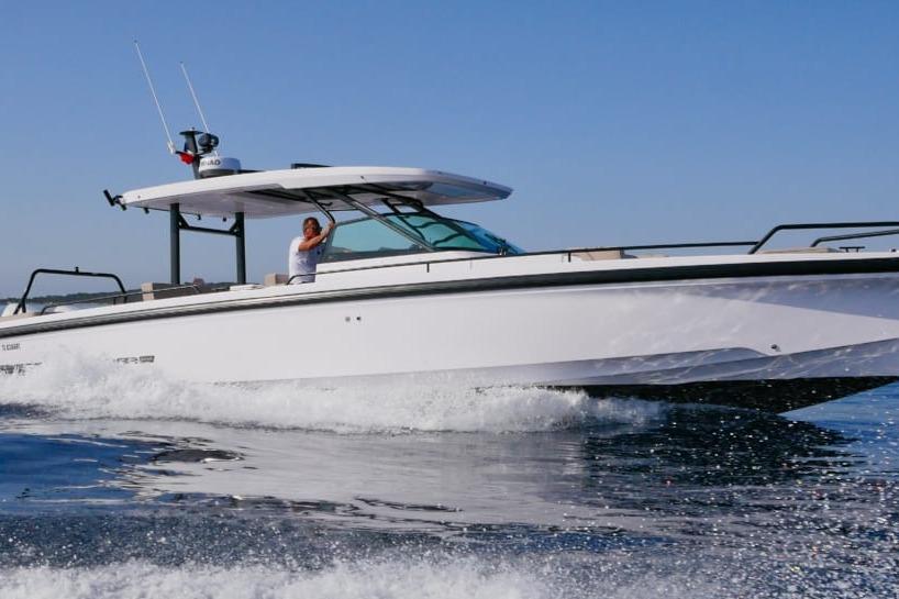 2022 Axopar 37 SunTop