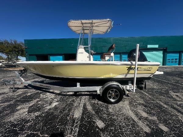 Pathfinder 2005 TRS Pathfinder 2005 TRS boat on trailer, parked outdoors, sunny day, 2022 model.