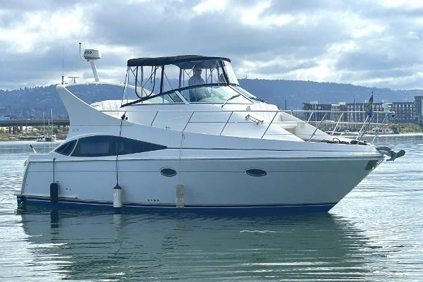 Carver 360 Mariner