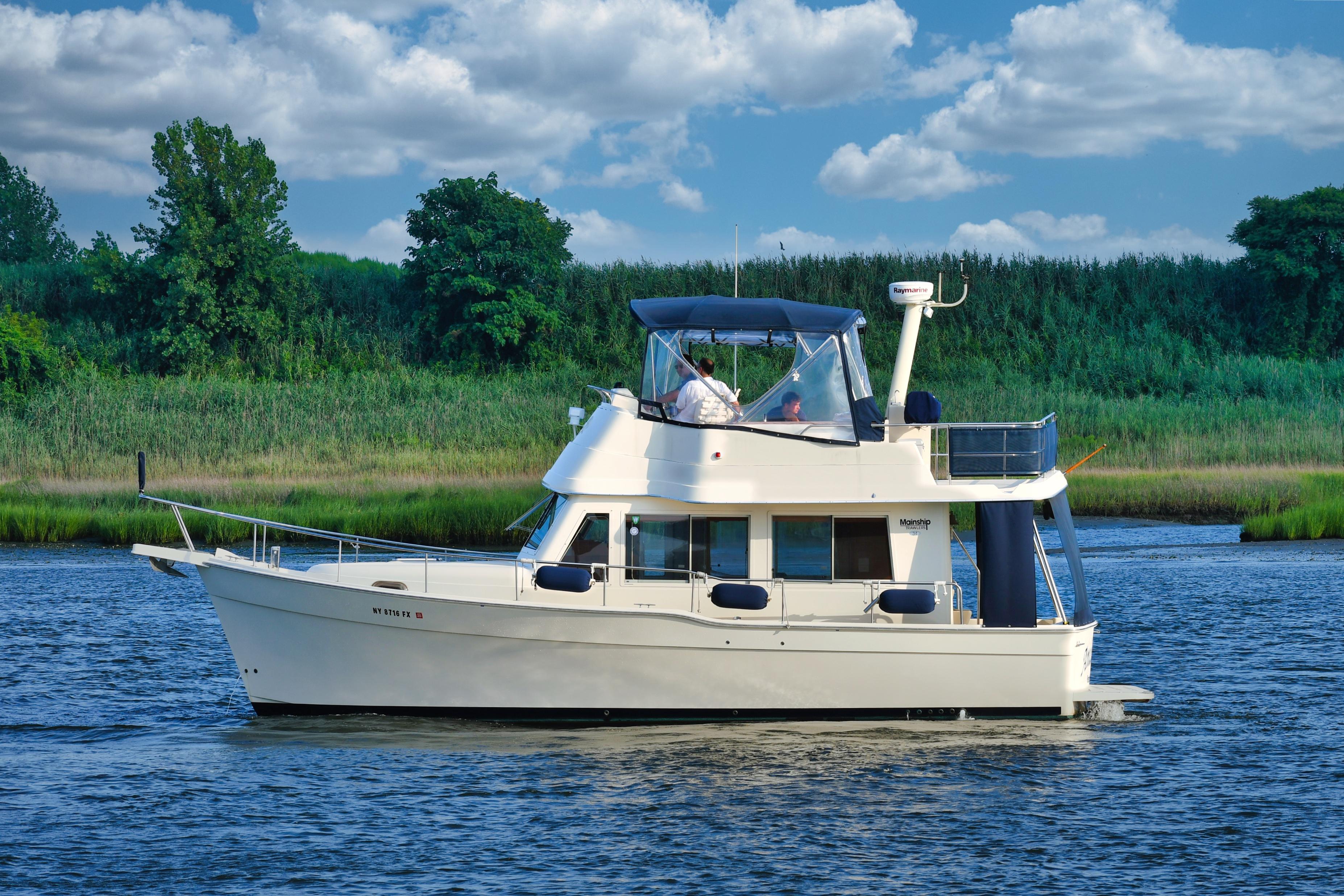 2008 Mainship 34 Trawler