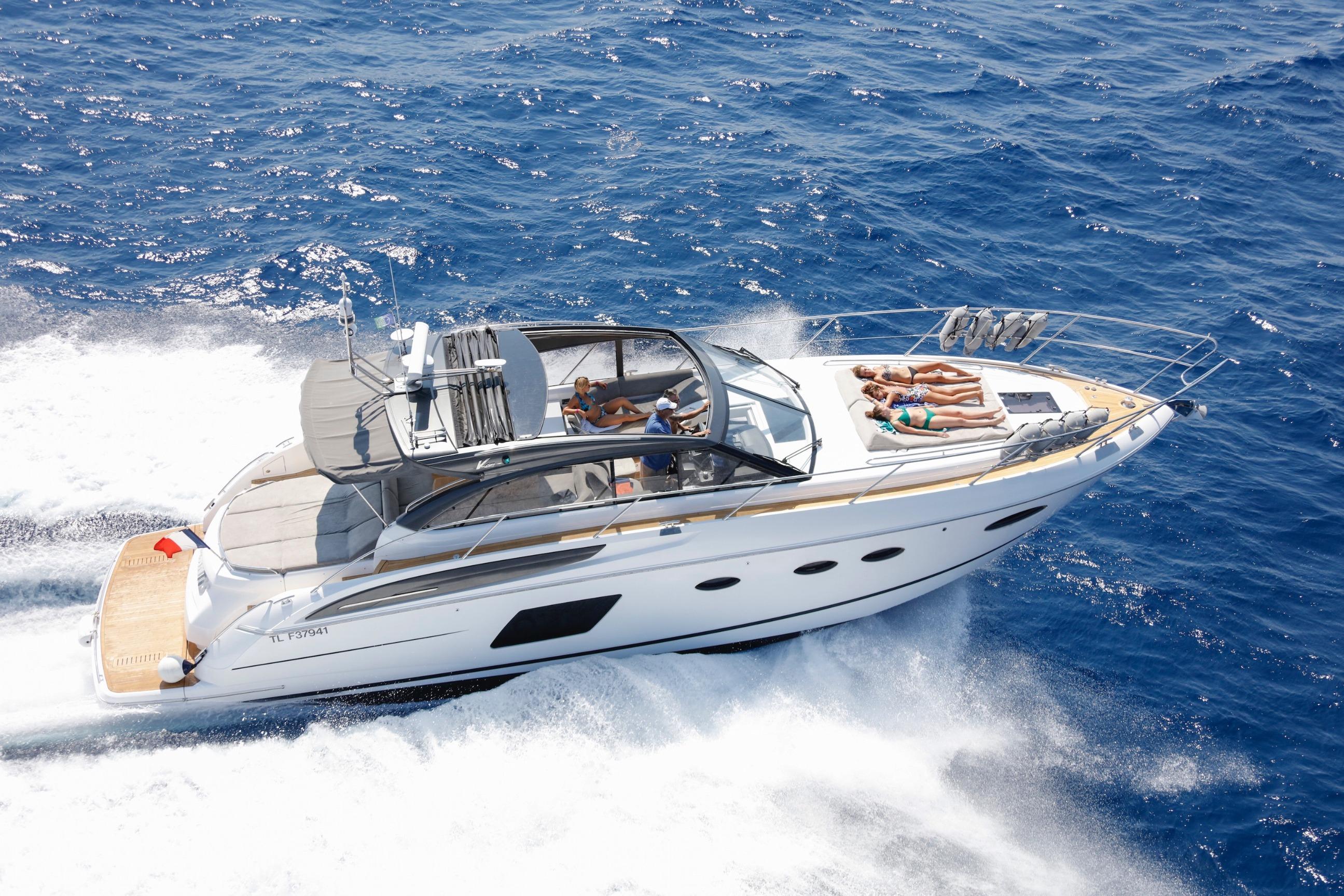 2014 Princess V48 Open