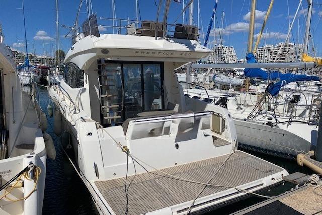 2015 Prestige 420