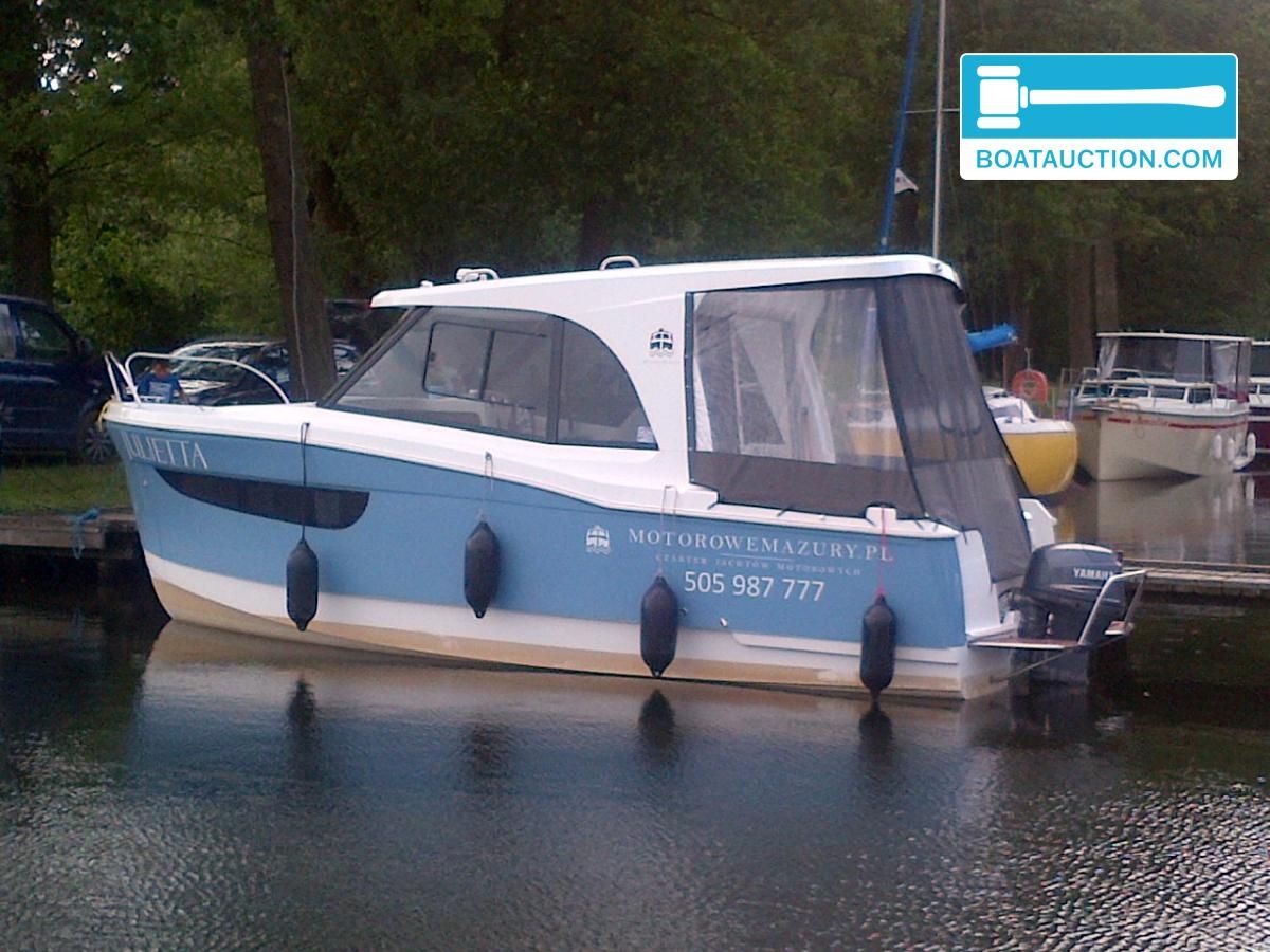 2017 Janmor 700