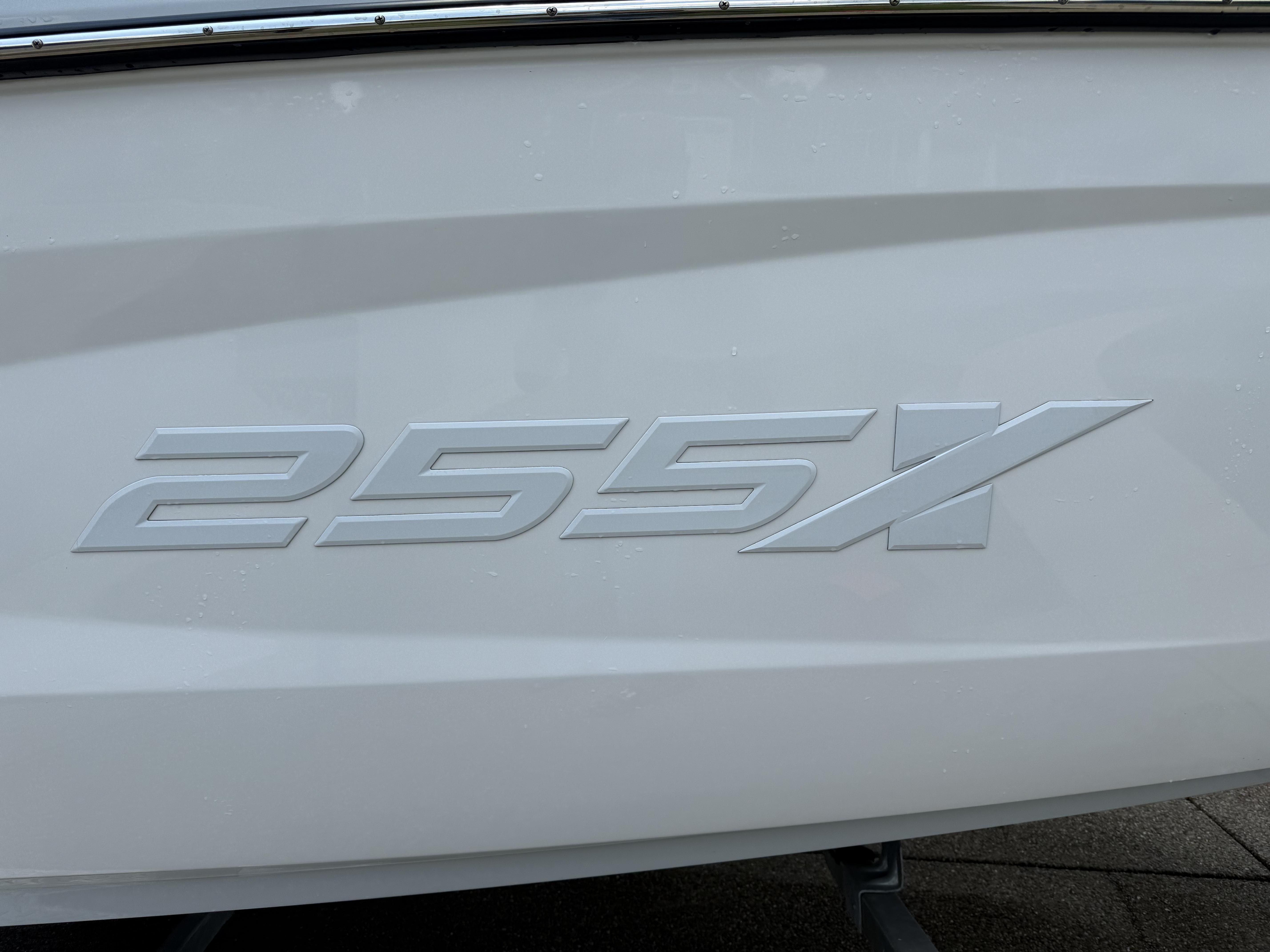 2024 Yamaha Boats 255XE