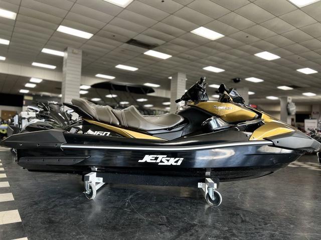 2025 Kawasaki Ultra® 160LX