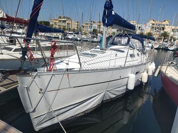 2004 Beneteau Oceanis Clipper 323