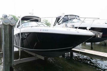2008 Sea Ray 330 Sundancer