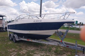 2008 Wellcraft 220 Sportsman