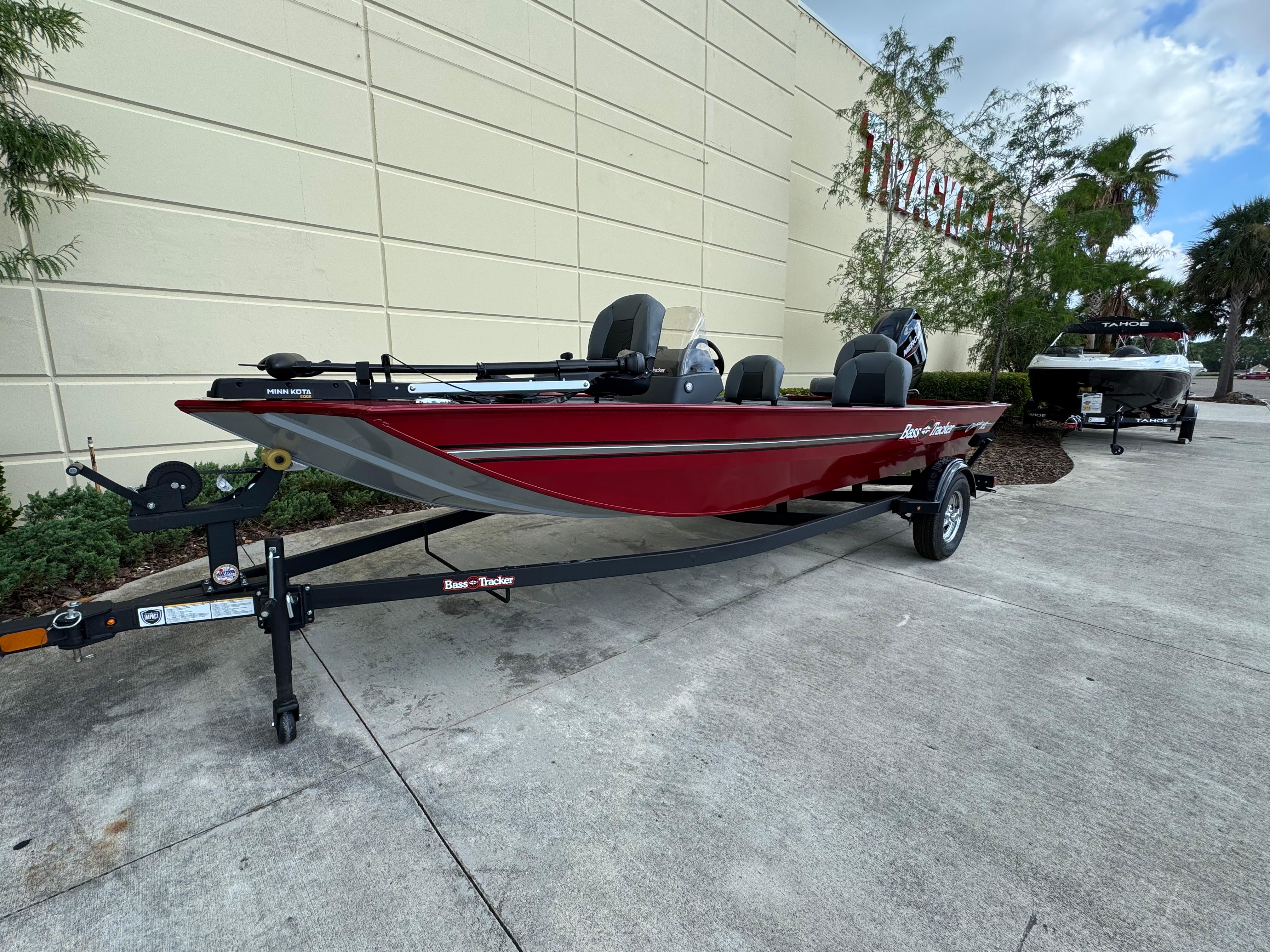 2025 Tracker Bass Tracker Classic XL