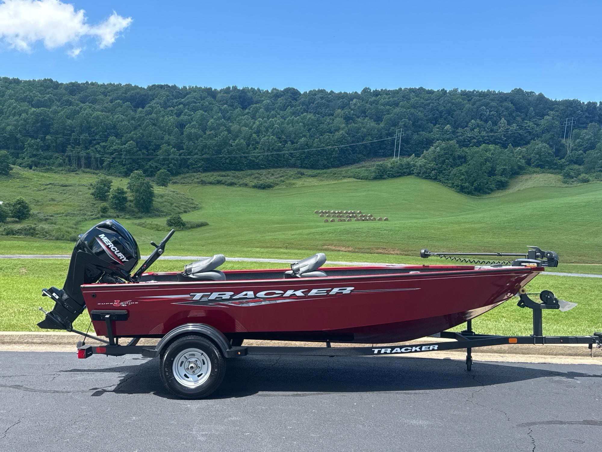 2025 Tracker Super Guide V-16 T