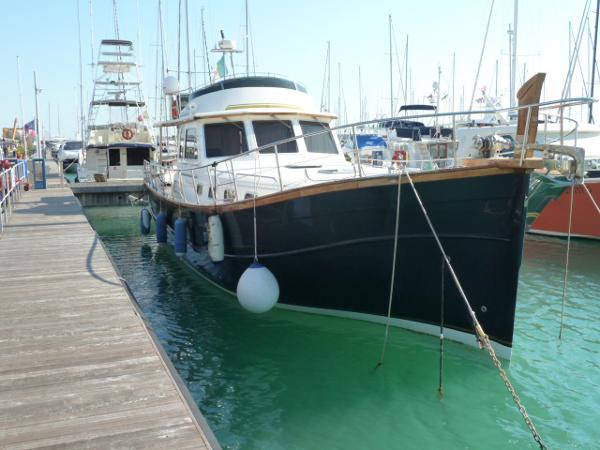 2004 Menorquin Yacht 180