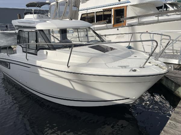 2021 Jeanneau NC 695