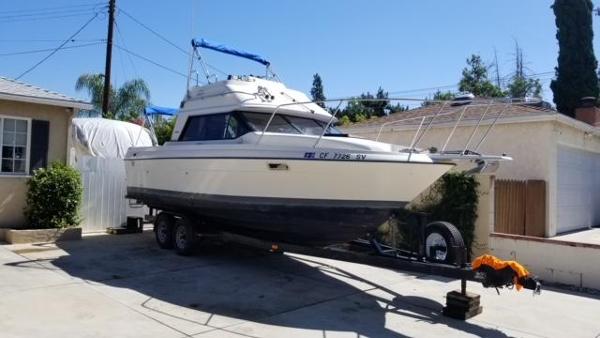 1990 Bayliner 2556 Ciera Command Bridge